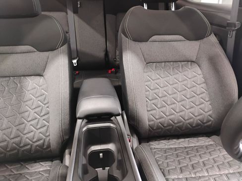 Used 2025 Nissan Kicks SV w/ SV Premium Package FWD image 53