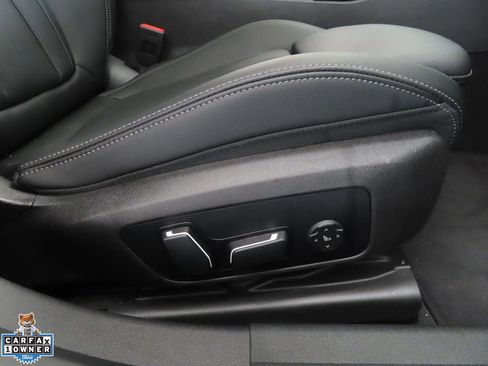 Used 2025 BMW 330i Sedan RWD image 29