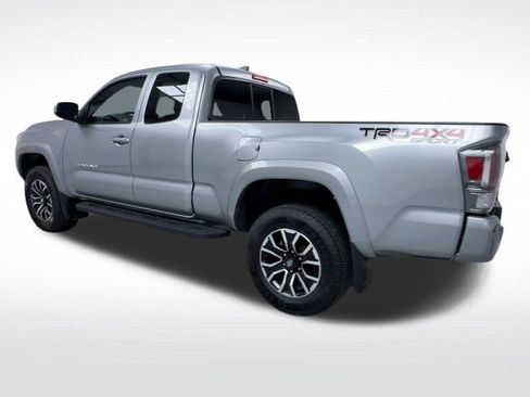 Certified 2021 Toyota Tacoma TRD Sport w/ Technology Package AWD/4WD image 7