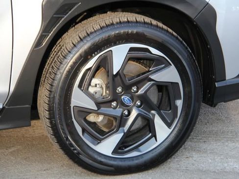 Certified 2025 Subaru Crosstrek 2.5i Limited AWD/4WD image 13