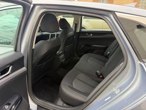 Used 2021 Kia K5 LXS FWD image 28