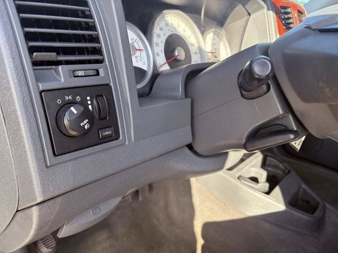 Used 2005 Dodge Dakota SLT w/ Trailer Tow Group RWD image 39