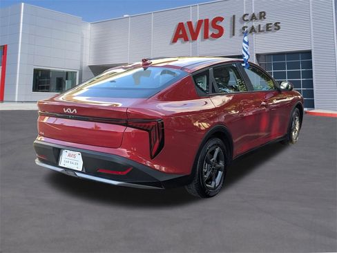Used 2025 Kia K4 LXS image 6