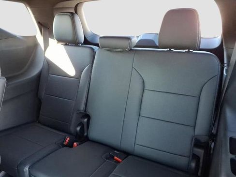 New 2026 Chevrolet Traverse LT w/ LPO, Floor Liner Package image 14