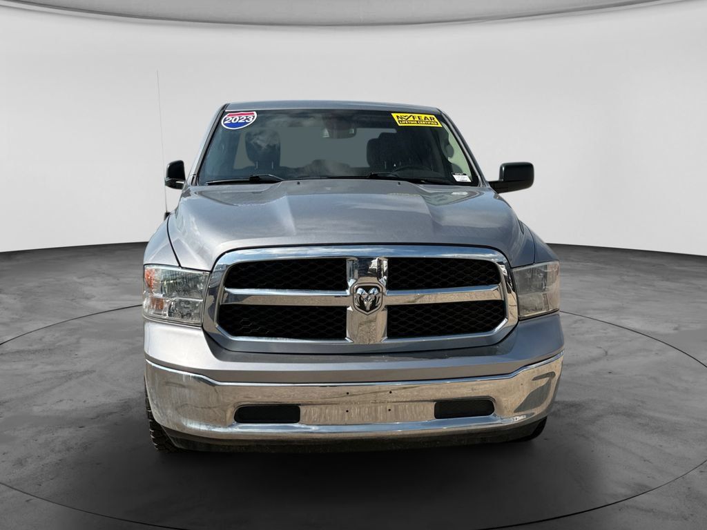 Used 2023 RAM 1500 Classic SLT AWD/4WD image 3