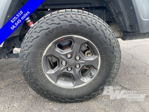 Used 2020 Jeep Gladiator Sport w/ Quick Order Package 24S AWD/4WD image 15