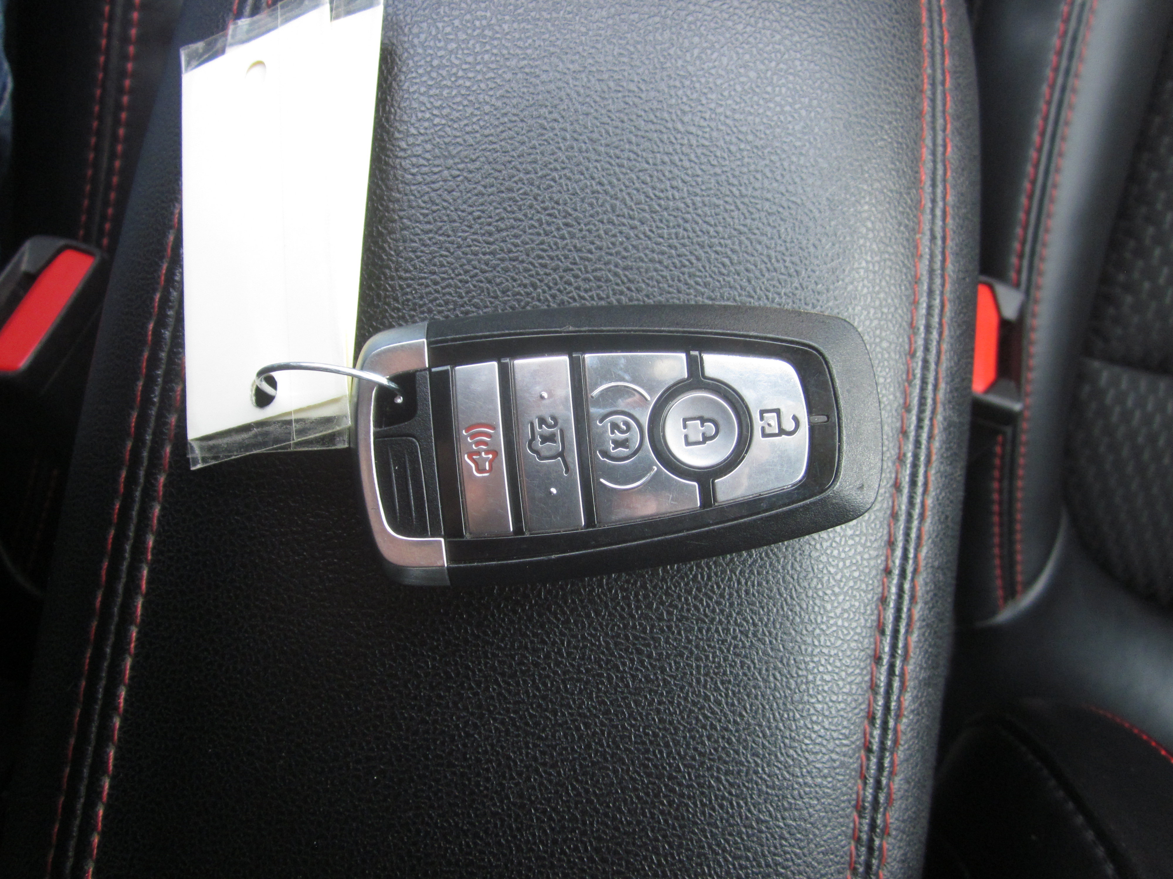Used 2023 Ford Escape ST-Line Select AWD/4WD image 16