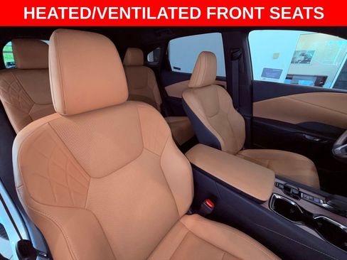 Used 2025 Lexus RX 350 Premium w/ Accessory Package (Z1) image 14