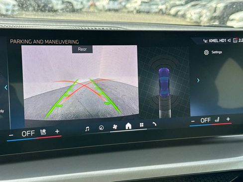 Used 2025 BMW 230i Coupe w/ M Sport Package image 17