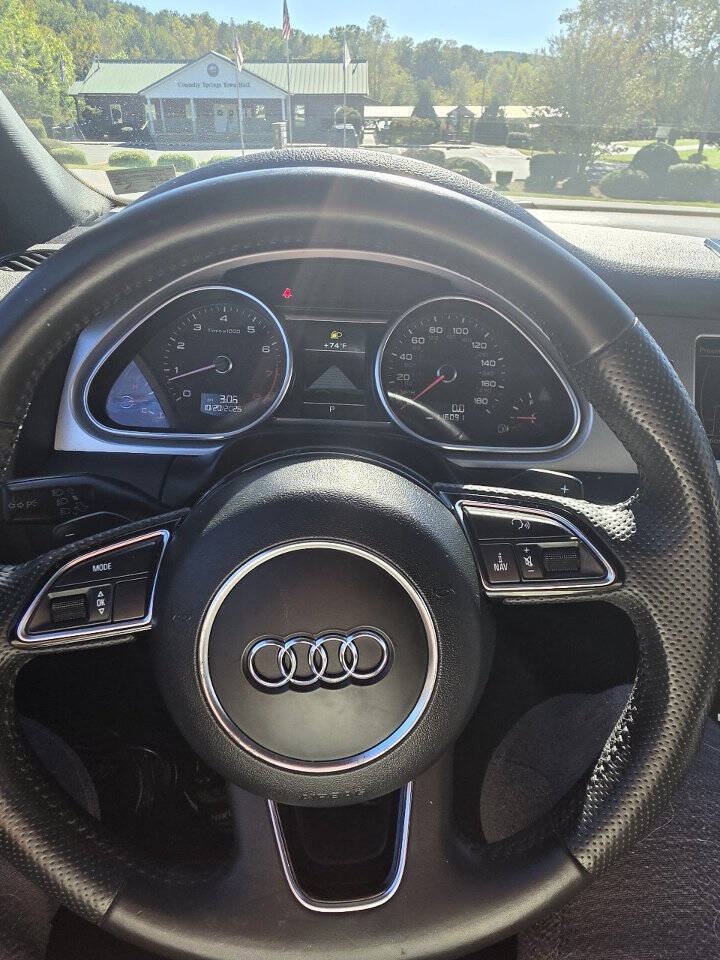 Used 2013 Audi Q7 3.0T S line Prestige w/ Technology Pkg AWD/4WD image 21