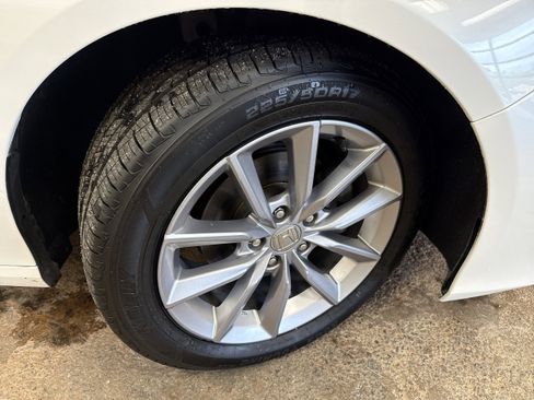 Used 2021 Honda Accord LX image 13