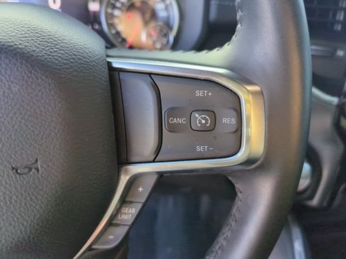Used 2024 RAM 1500 Laramie AWD/4WD image 18
