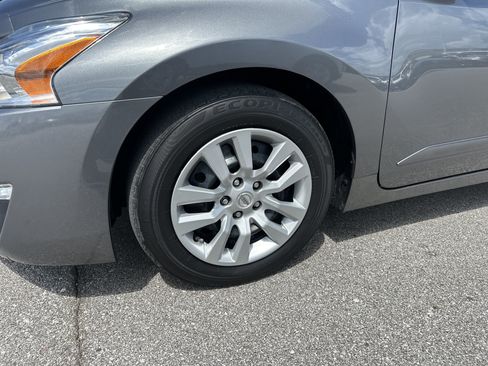 Used 2014 Nissan Altima 2.5 S w/ Display Audio Package FWD image 8
