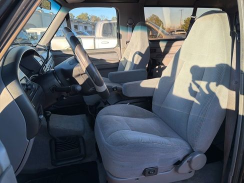 Used 1996 Ford Bronco XLT image 26