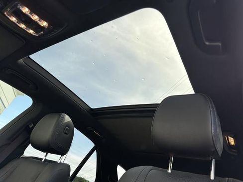 Used 2021 Mercedes-Benz GLE 450 4MATIC image 36