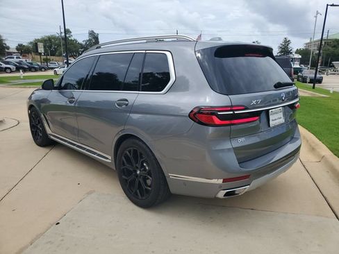 Used 2024 BMW X7 xDrive40i AWD/4WD image 3