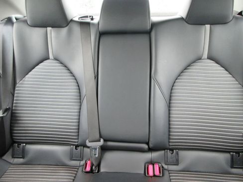 Used 2024 Toyota Camry SE FWD image 18