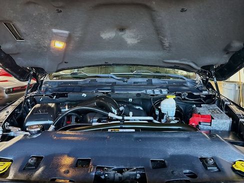 Used 2017 RAM 1500 Sport image 31