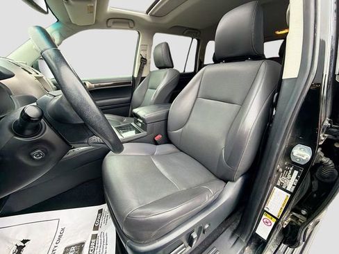 Used 2018 Lexus GX 460 w/ Navigation Package AWD/4WD image 13