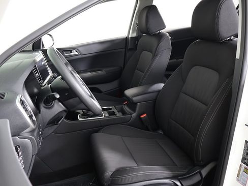 Used 2022 Kia Sportage LX AWD/4WD image 23