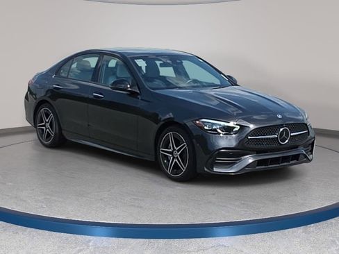 Used 2024 Mercedes-Benz C 300 Sedan image 3