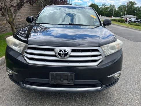 Used 2013 Toyota Highlander Limited AWD/4WD image 2