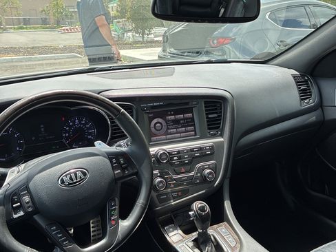 Used 2013 Kia Optima SX w/ Limited Pkg FWD image 13