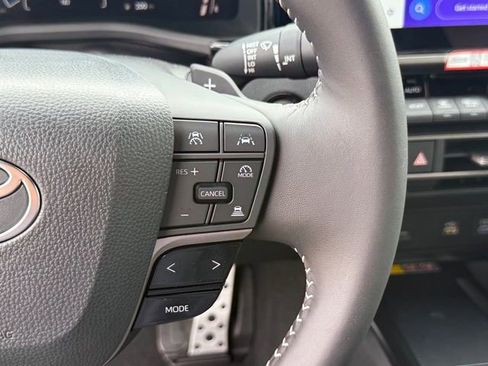 Used 2026 Toyota Camry SE w/ Multimedia Upgrade Package FWD image 19