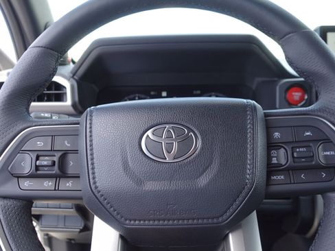 New 2026 Toyota 4Runner TRD Sport Premium AWD/4WD image 14