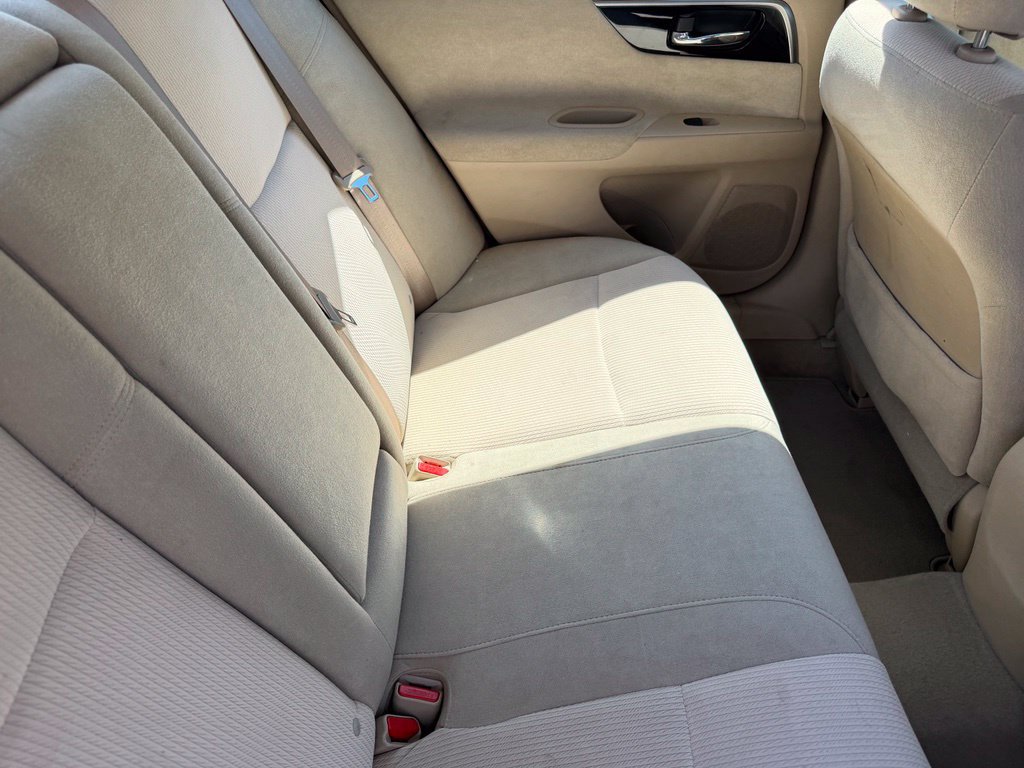 Used 2013 Nissan Altima 2.5 SV FWD image 17