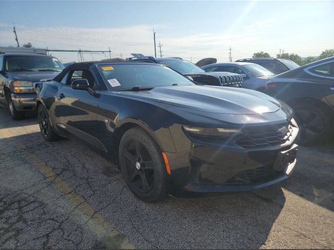 Used 2019 Chevrolet Camaro LT RWD image 1