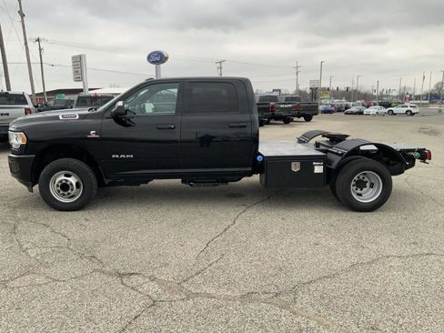 Used 2022 RAM 3500 Tradesman image 5
