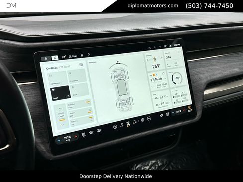 Used 2022 Rivian R1T Adventure image 25