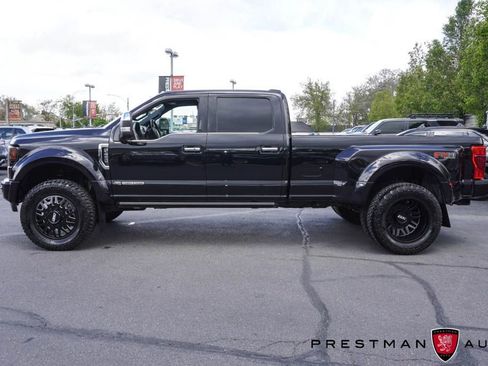 Used 2020 Ford F450 Platinum w/ FX4 Off-Road Package image 24