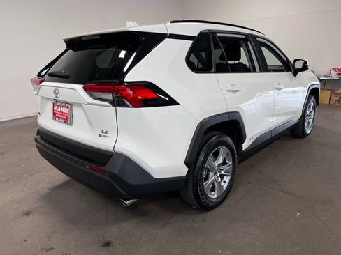 Used 2025 Toyota RAV4 LE AWD/4WD image 3