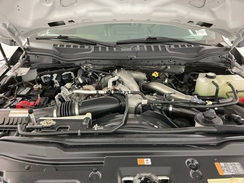 Used 2022 Ford F450 Limited image 36