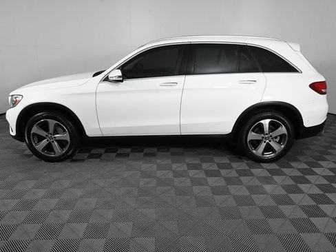 Used 2019 Mercedes-Benz GLC 300 image 3