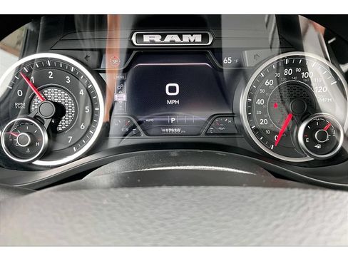 Certified 2026 RAM 1500 Laramie AWD/4WD image 29
