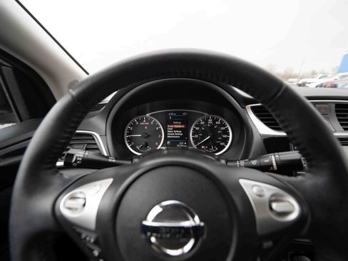 Used 2019 Nissan Sentra SV image 15