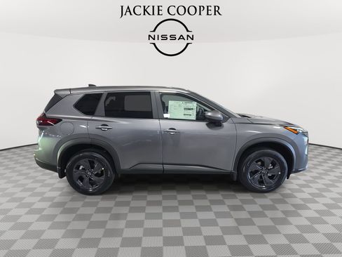 New 2026 Nissan Rogue SV w/ Cold Weather Package image 4