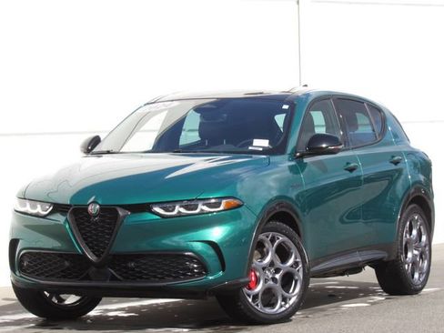 Used 2024 Alfa Romeo Tonale Veloce AWD/4WD image 1