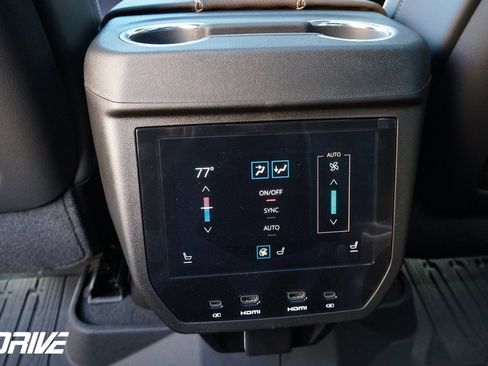 Used 2026 GMC Yukon Denali Ultimate image 38