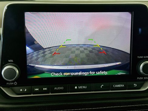 Used 2023 Nissan Rogue SV FWD image 19