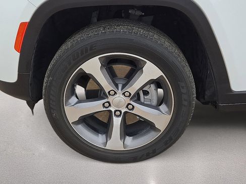 Used 2022 Jeep Grand Cherokee Limited 4xe AWD/4WD image 10