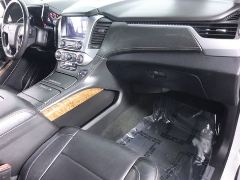 Used 2018 Chevrolet Tahoe Premier RWD image 46