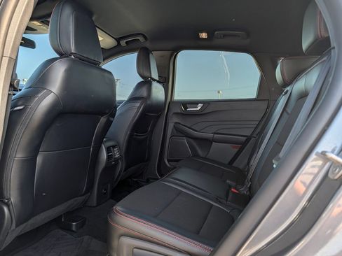 Certified 2025 Ford Escape ST-Line FWD image 13