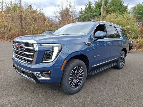New 2026 GMC Yukon Elevation AWD/4WD image 2