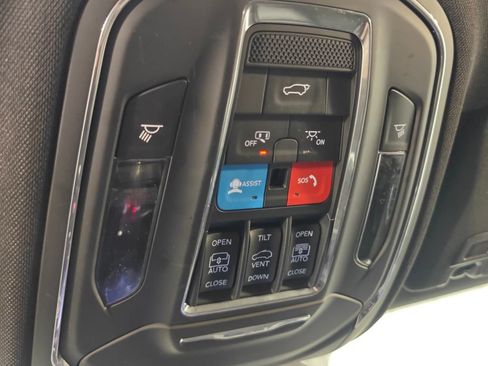 Used 2024 Jeep Grand Cherokee Limited 4xe AWD/4WD image 11