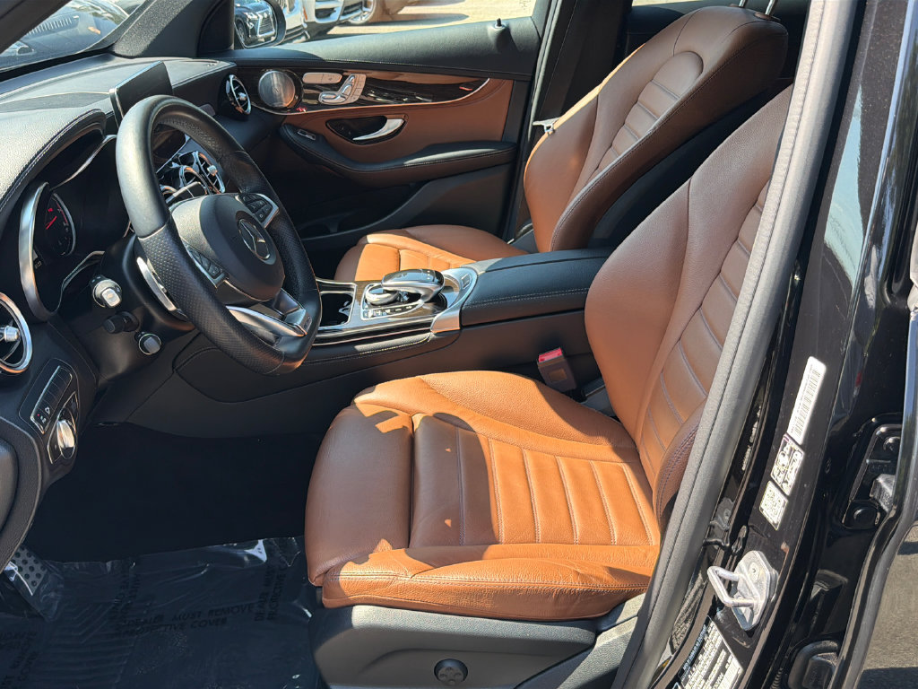 Used 2019 Mercedes-Benz GLC 43 AMG 4MATIC w/ Multimedia Package image 9
