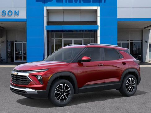 New 2026 Chevrolet TrailBlazer LT w/ Driver Confidence Package FWD image 2